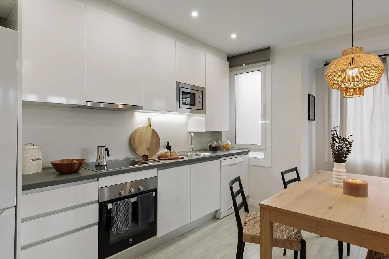 Rasa - 2 Bedroom In Sant Gervasy Barcelona 0*,
