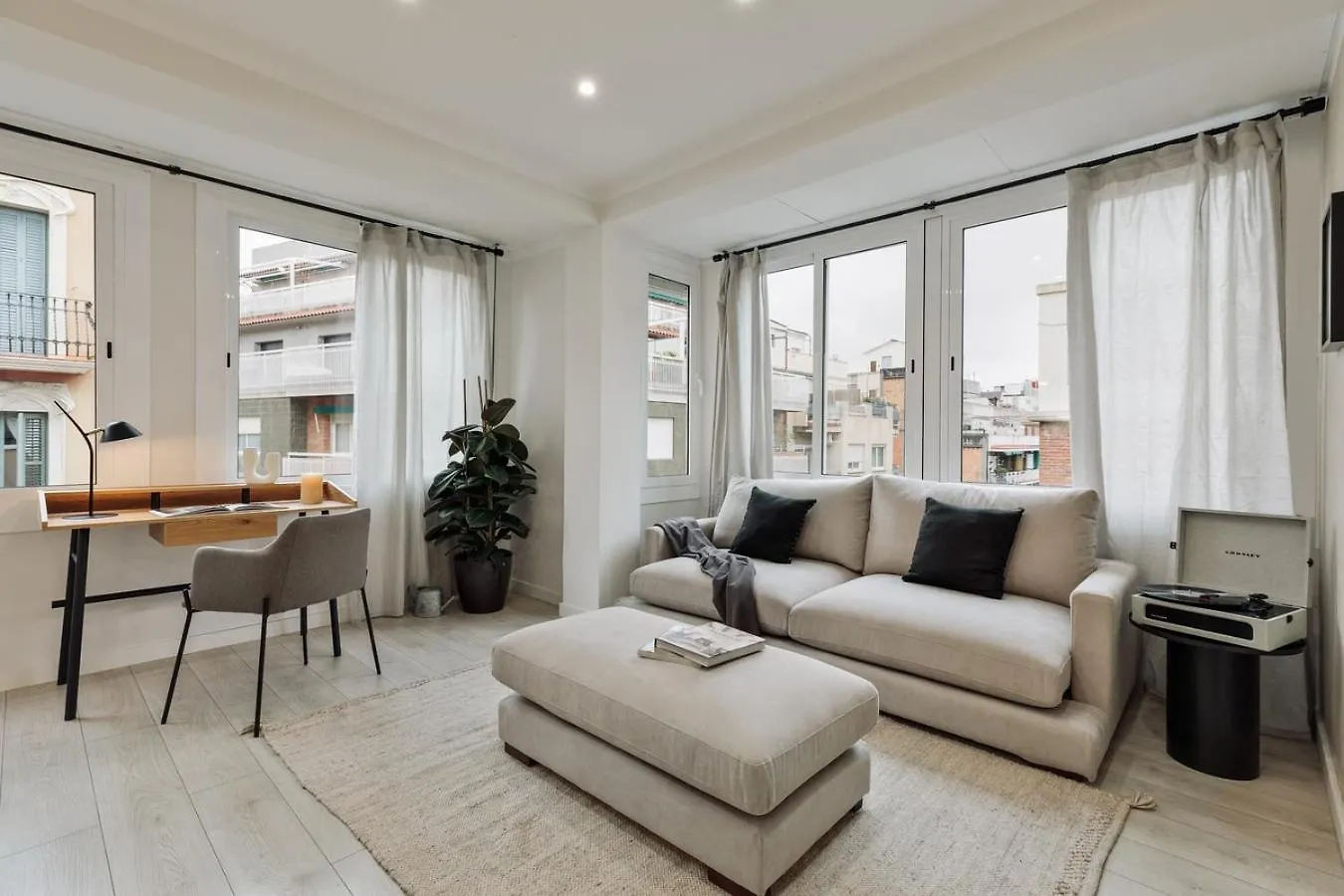 Apartamento Rasa - 2 Bedroom In Sant Gervasy Barcelona Espanha